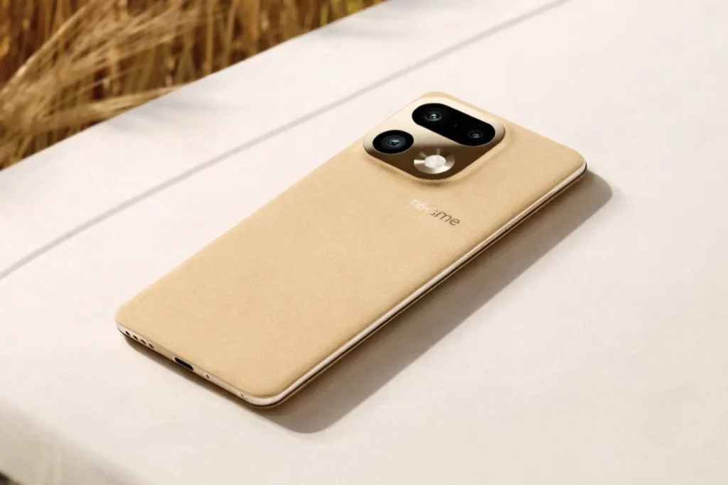 Back look of realme 16 Pro ( Realme 16 Pro Specifications )